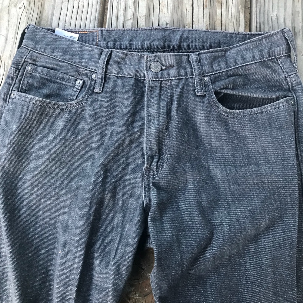 32x32 Levi Strauss Co. 569 Jeans